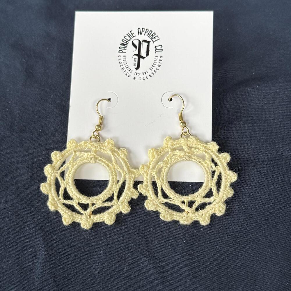 NWT PANACHE CO. Crochet Cream/Ivory Earring Floral Doily Shabby Chic